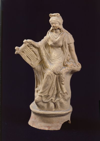 Statuette der Erato sitzend, aus Myrina, Türkei von Greek